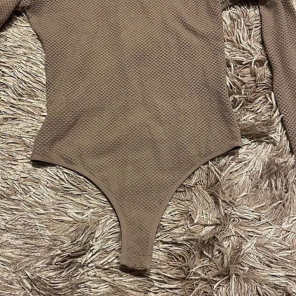 Nwt House London Dark Tan Fishnet Long‎ Sleeve Bodysuit size M/L - Picture 5 of 11